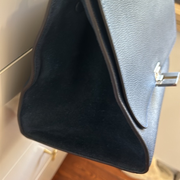 CELINE navy blue leather & suede TRAPEZE MEDIUM Bag - Picture 7 of 13